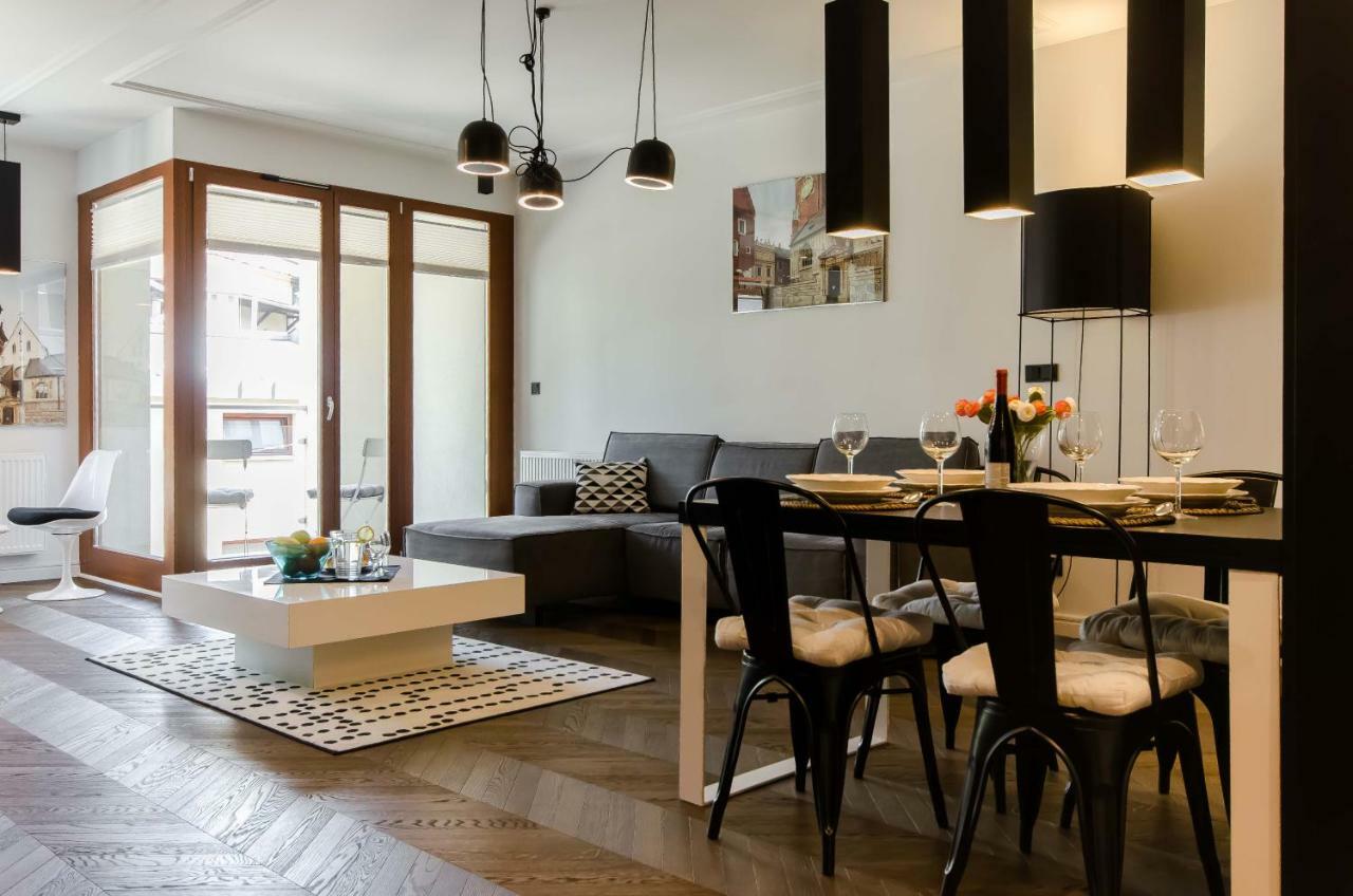Central Kazimierz Apartment With Balcony คราคูฟ ภายนอก รูปภาพ